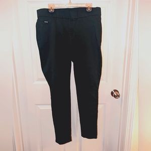 NWT Hunter green Heidi Pull-on skinny pant